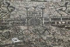 Ostia Antica - Terme dei Cisiarii; particolare del mosaico pavimentale del Frigidarium.